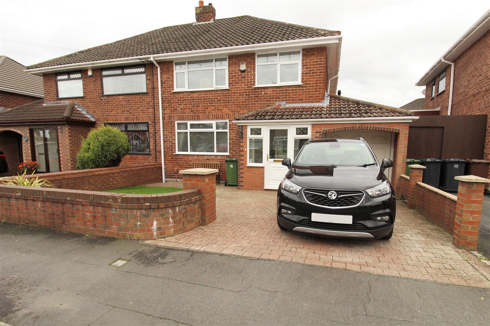 Property Details Estate Agents, Aintree, Liverpool Grosvenor